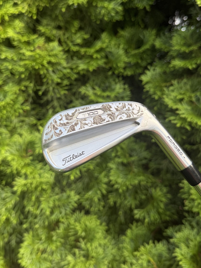 Golfmailan kaiverrus – Golfengravings